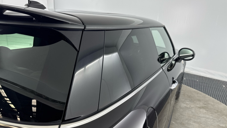 MINI Hatchback 1.5 Cooper Sport II 3dr Petrol Hatchback